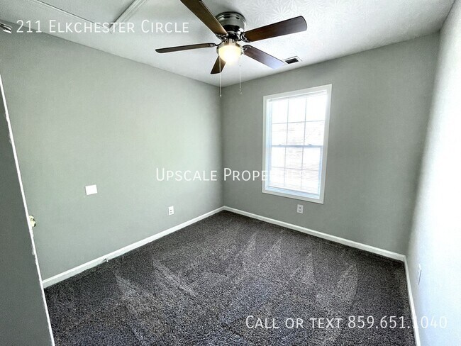 Building Photo - 211 Elkchester Cir
