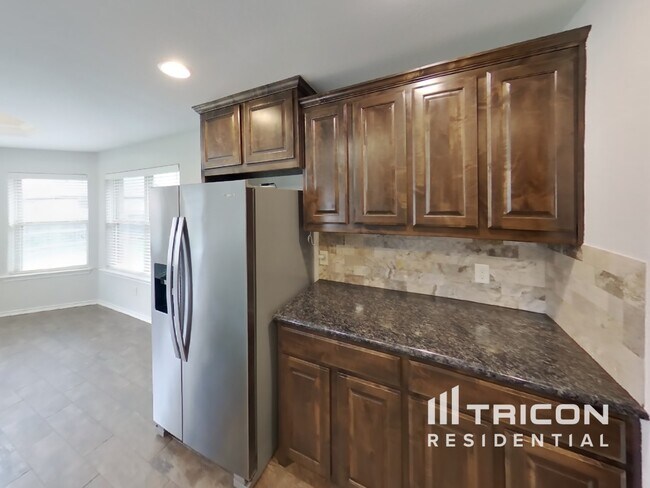 Building Photo - 3107 White Horse Ct