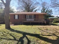 Building Photo - 5415 Eugenia Ave