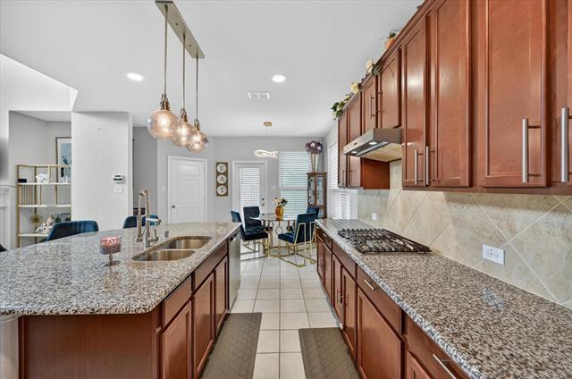 Building Photo - 7213 Willow Thorne Dr