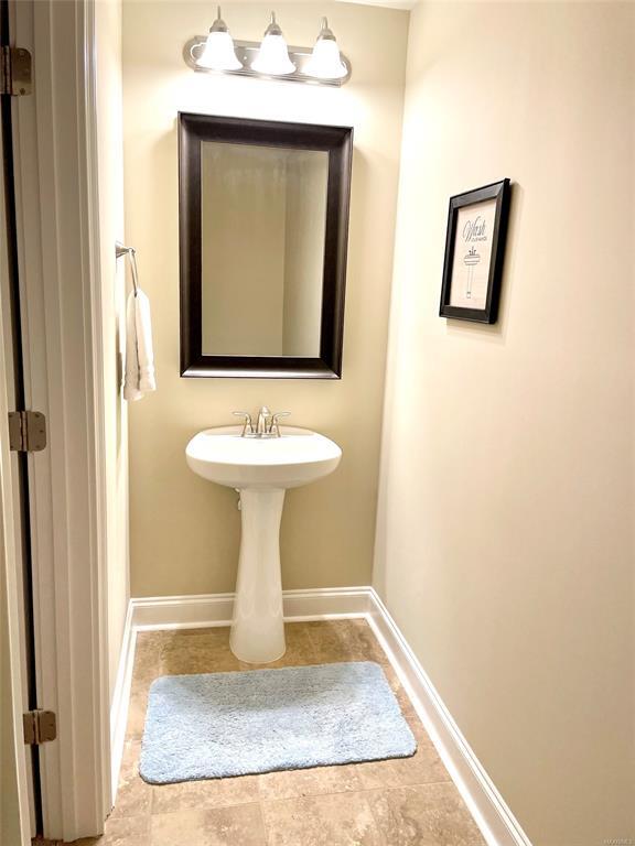 Building Photo - 941 Wheat Ridge Dr