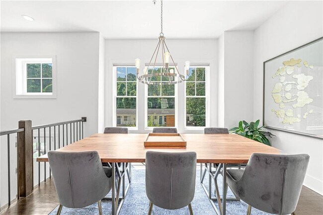 Building Photo - 1801 Huntington Hills Ln NW