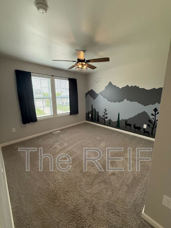 Building Photo - 4477 Soya Ave