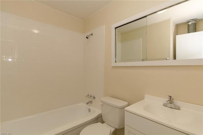 Building Photo - 1316 Gabriel Dr