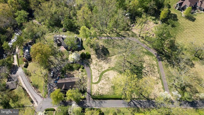 Building Photo - 1440 Creek Road Trl