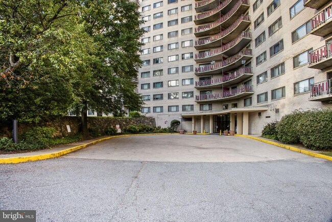 Building Photo - 8830 Piney Branch Rd
