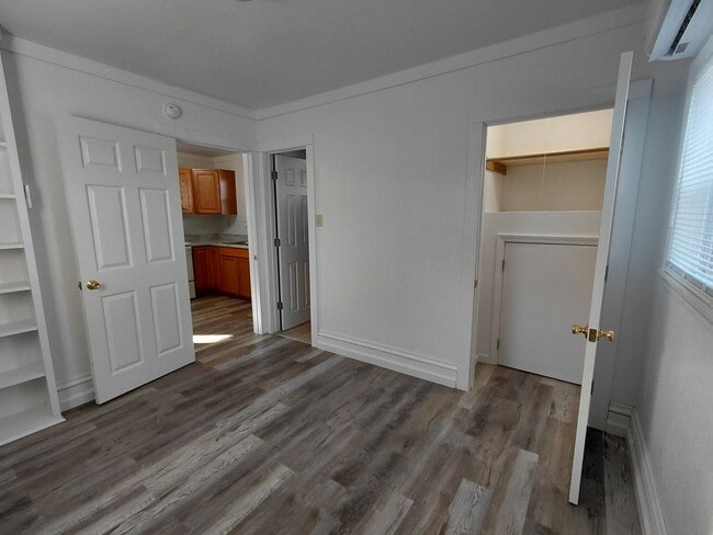 Building Photo - Close to S&T University