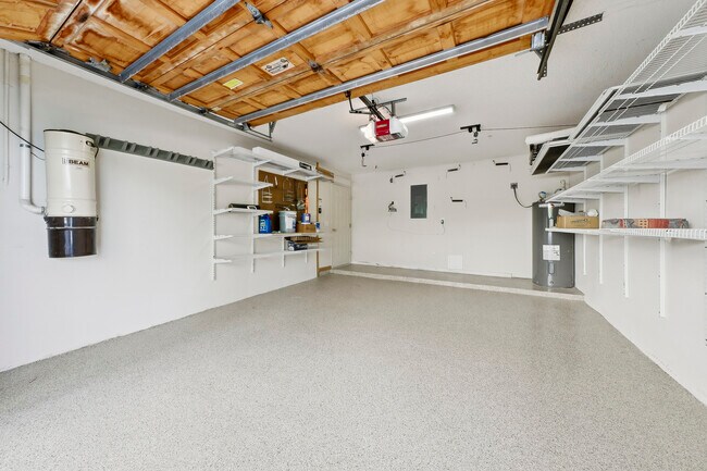 Building Photo - 4535 Coquina Rd