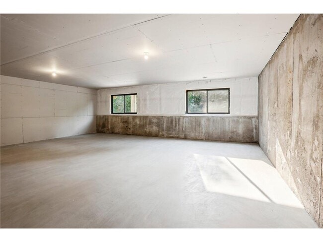 Building Photo - 4093 Isaac Ct