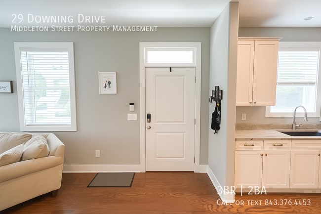 Building Photo - 29 Downing Dr