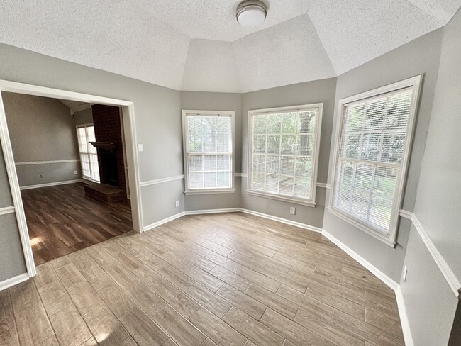 Building Photo - 8415 Woolrich Dr