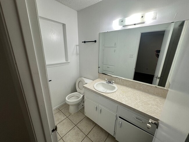 Building Photo - AVAILABLE NOW; APPLY TODAY AT OUR WEBSITE 2 WEEKS FREE!!!!!