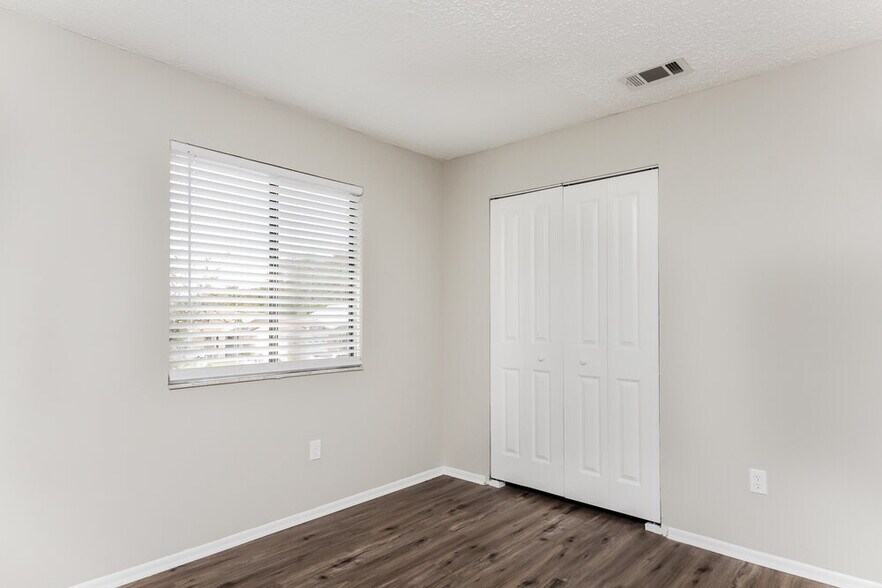 Building Photo - 13133 Boulder Woods Cir