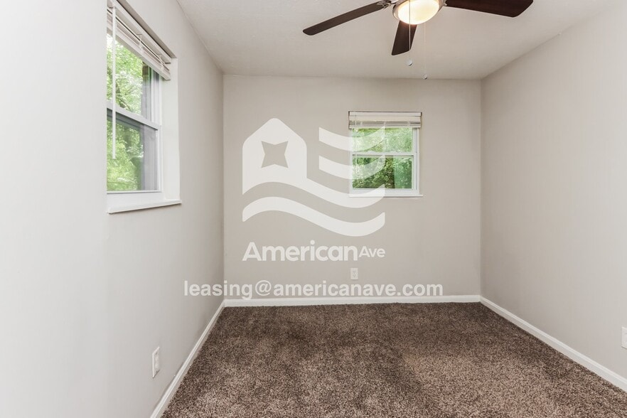 Building Photo - 5044 Wellborn Dr