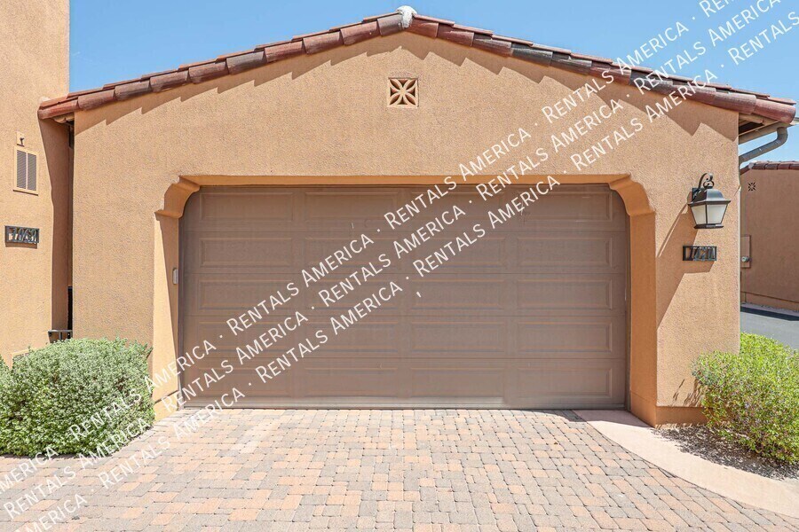 Building Photo - 20704 N 90th Pl
