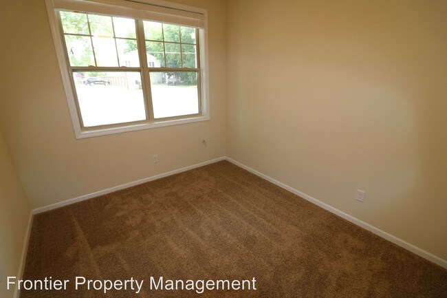 Building Photo - 1024 Fremont St