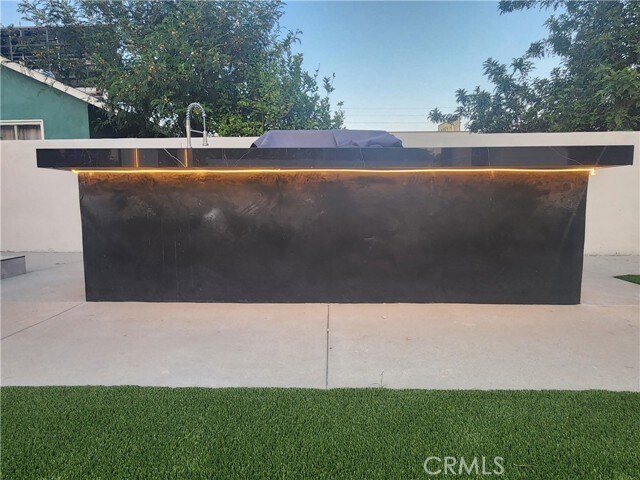Building Photo - 20522 Sherman Way