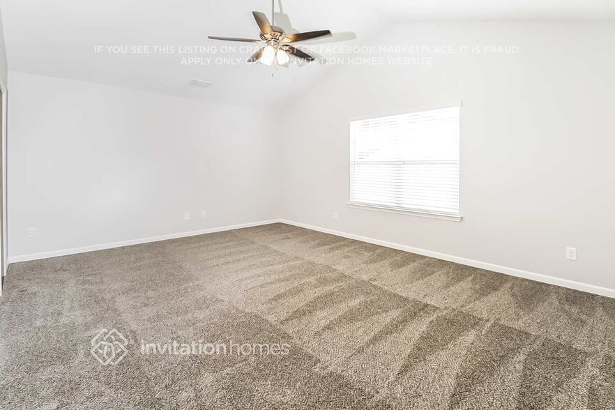 Building Photo - 7421 Larwill Ln