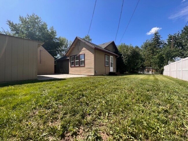 Building Photo - 4022 N Christine St