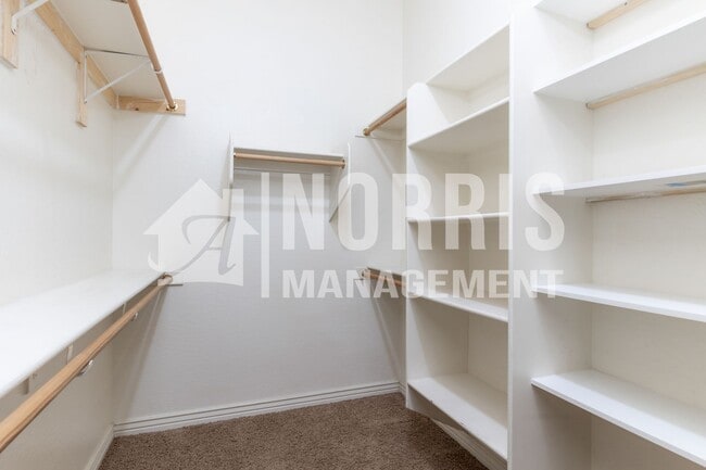Building Photo - Beautiful Home in Villago Community