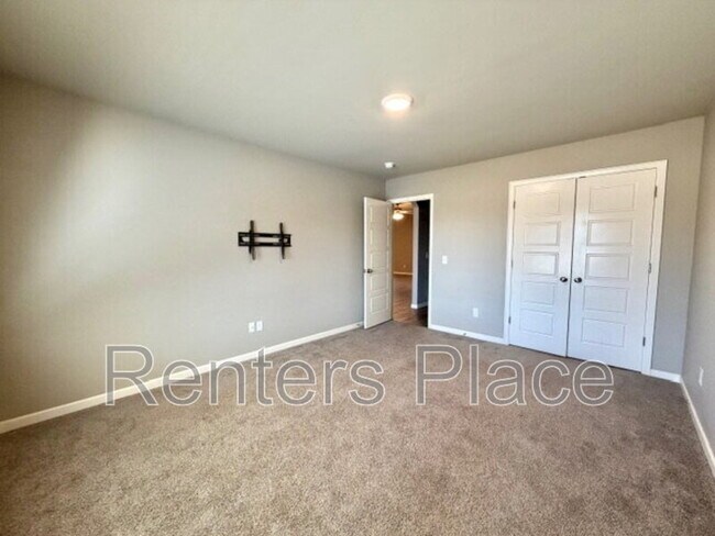 Building Photo - 780 E 139th Pl N