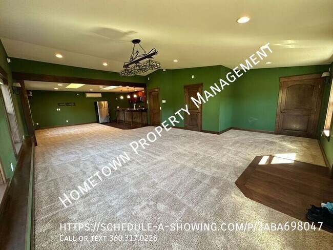 Building Photo - 4047 Legacy Dr NE