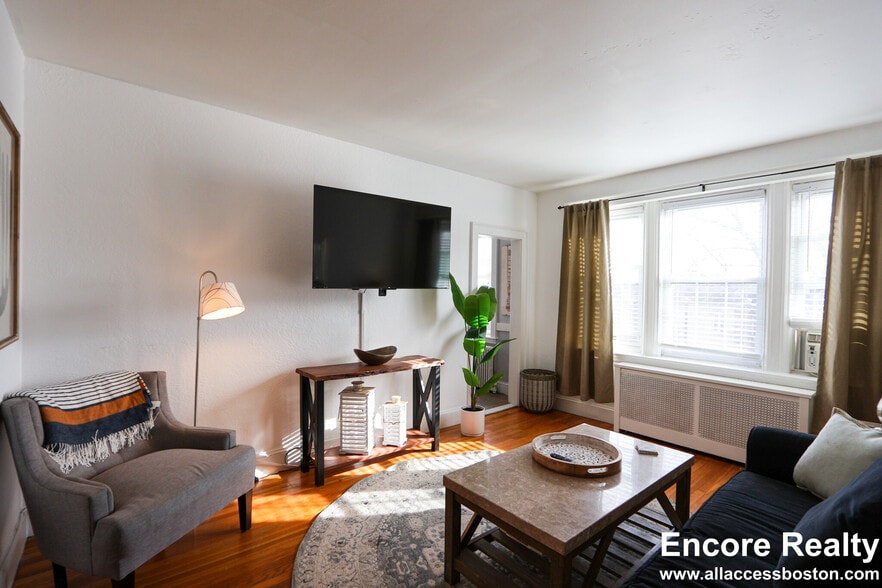 Building Photo - 90 Kilsyth Rd