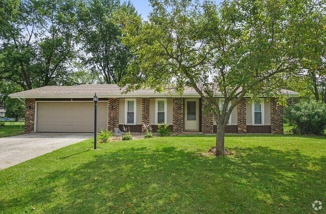 Building Photo - 3633 Turf Ln