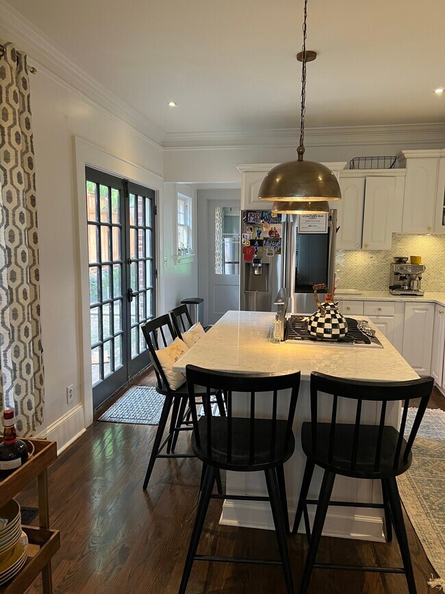 Building Photo - 1308 N Highland Ave NE