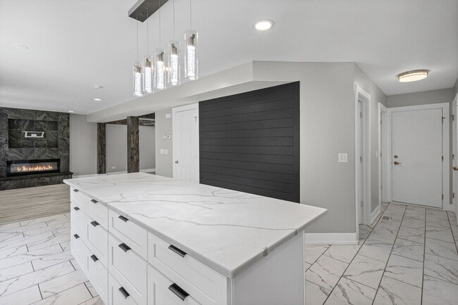 Building Photo - 5117 Woodmere Ct