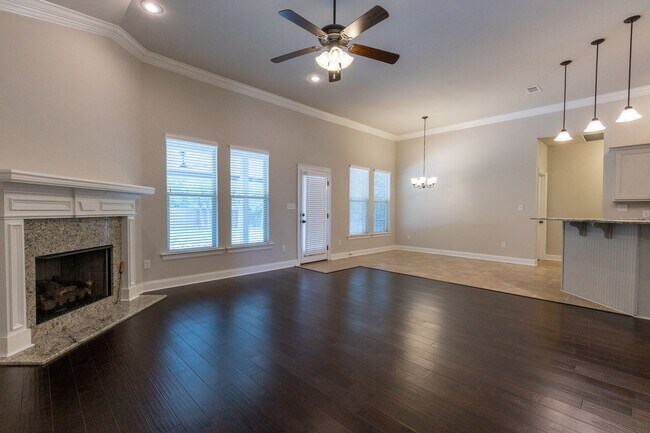 Building Photo - 3/2 Bedroom Fairhope!
