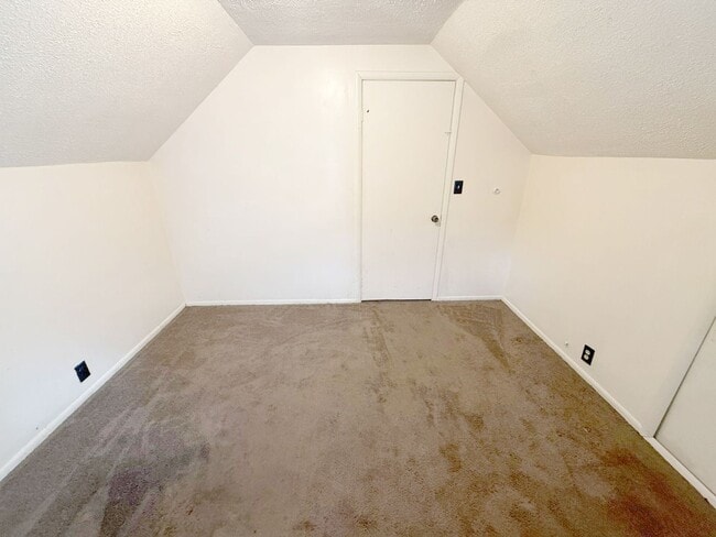 Building Photo - 4212 Wetzel Ave
