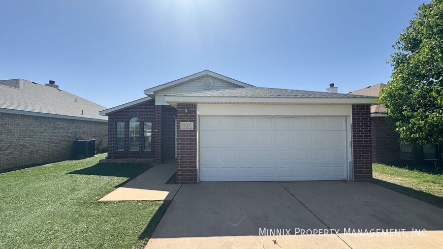 Building Photo - 525 N Iola Ave