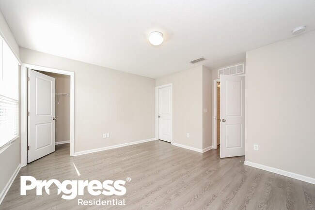 Building Photo - 12717 Camden Crossing Dr