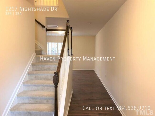Building Photo - 1217 Nightshade Dr