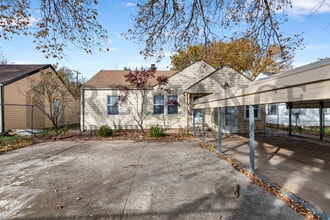 Building Photo - 1249 N Pershing St