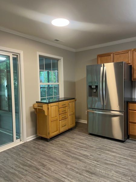 Building Photo - Recently renovated 3bd/2ba townhome in Ced...