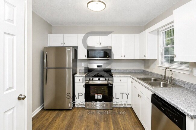 Building Photo - 3073 River Oak Rd