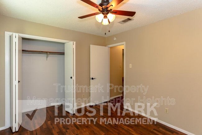 Building Photo - 1230 Preswick Cir