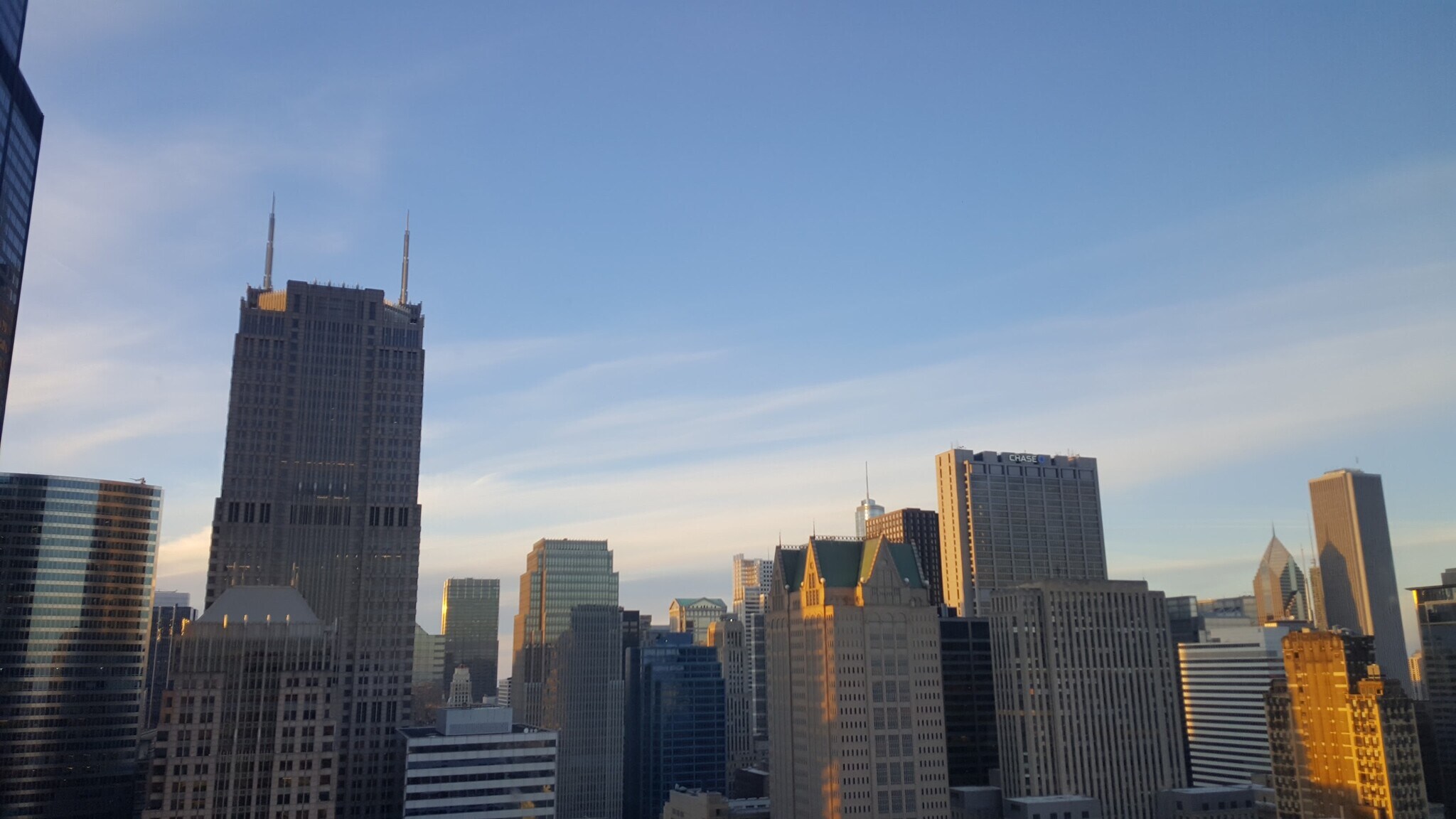 Building Photo - 235 W Van Buren St