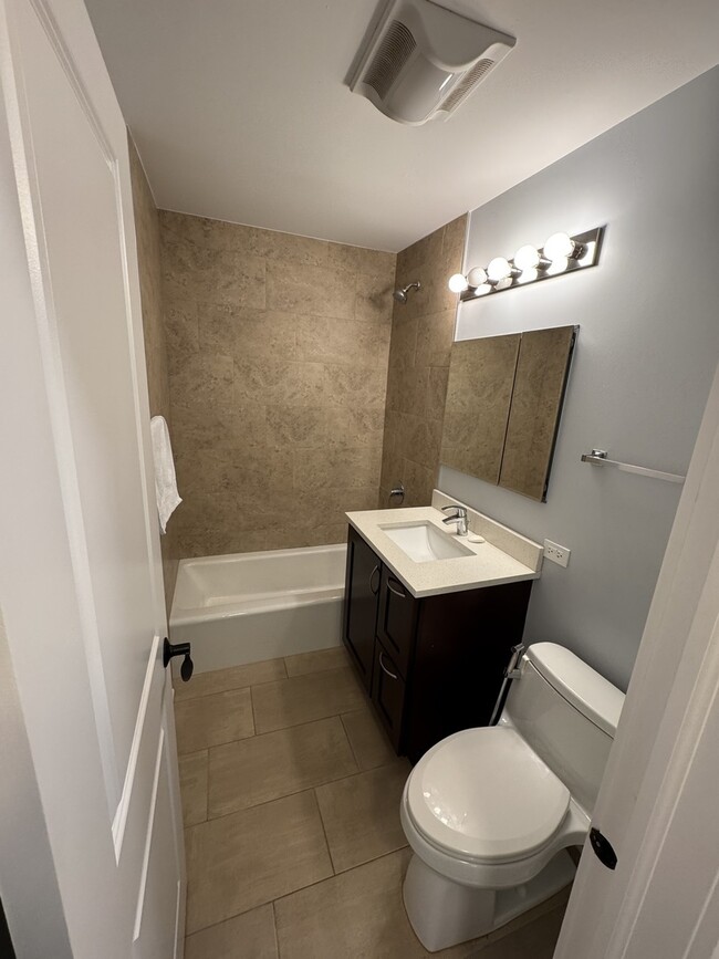 Building Photo - 1443 Homestead Rd