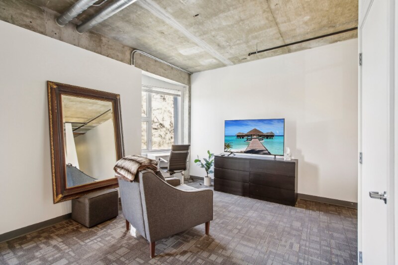 Building Photo - 1899 N Gaylord St