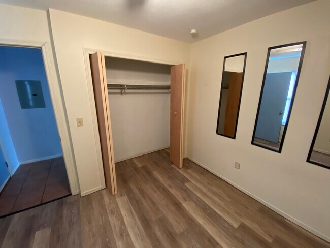 1st Floor Bedroom - 1549 Whitehall Blvd