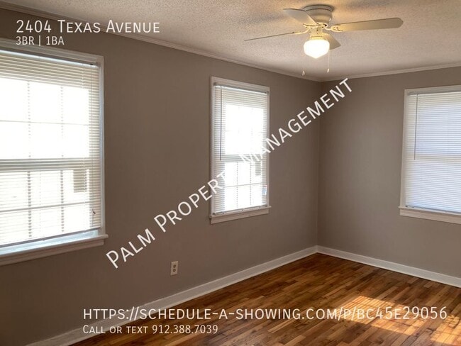 Building Photo - 2404 Texas Ave