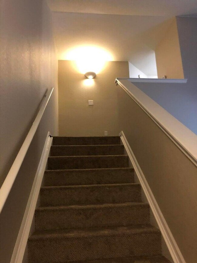 Building Photo - 1150 Airport Rd