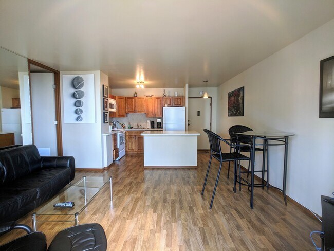 Building Photo - PAVILION AT WAIKIKI FULLY FURNISHED 1BD/1BA/1PK CENTRAL AC