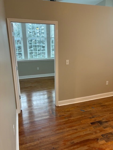 Building Photo - 5 S Center St