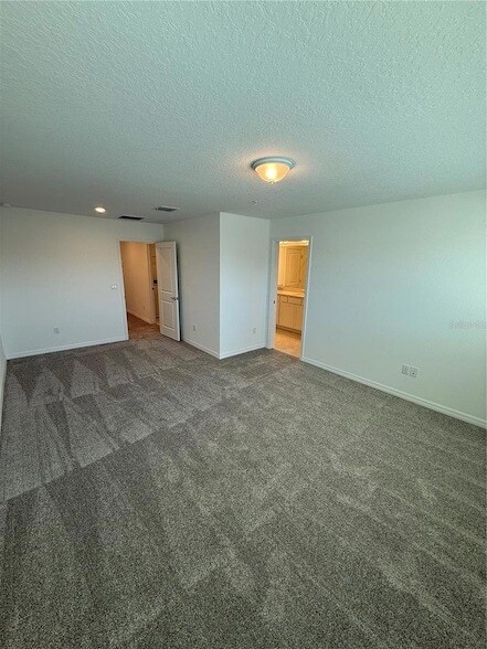 Building Photo - 4616 ORCHARD VIEW Aly