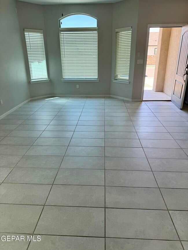Building Photo - 10148 Texas Madrone Dr