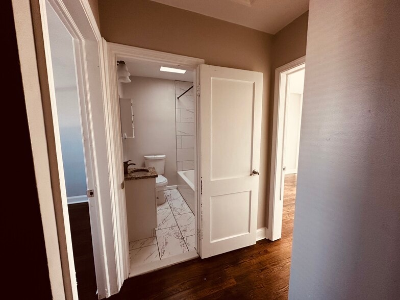 Hallway - 2136 Parksley Ave